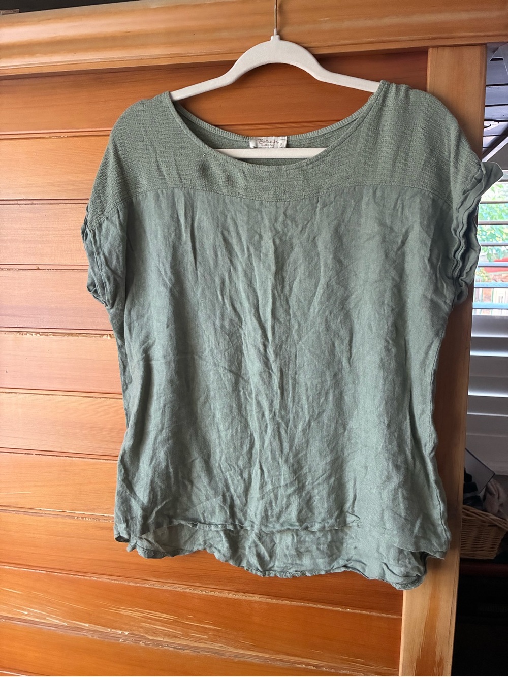 Bellambra Linen Tunic Top in Sage Green